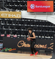 Λύθηκε το μυστήριο με το look του Ιφί - Κουρεύτηκε ή όχι; (video)