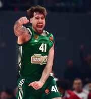 Ο Αταμάν αποθέωσε τον Χουάντσο για την άμυνά του: «Καλή δουλειά, φίλε!»