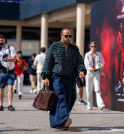 Fashion icon, το - Πάταγος με την εμφάνιση του Χάμιλτον στο Μονακό (photo)