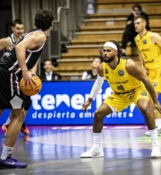 Η Τενερίφη πήρε την πρόκριση παρά την ήττα από την Τριέστε στο ευρωπαϊκό ντεμπούτο του Πάτι Μιλς