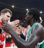 Ο Ναν ψήφισε Βεζένκοφ για MVP της σεζόν στην Euroleague!