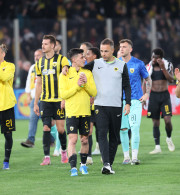 Το απόλυτο fair play: Οι παίκτες της Ράγιο Βαγιεκάνο χειροκρότησαν την ΑΕΚ (video)