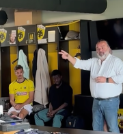 Η ομιλία Ηλιόπουλου στους παίκτες μετά την Ράγιο: «Από σήμερα είστε οι πολεμιστές μου - Οταν ακούν ΑΕΚ θα γίνεται σεισμός!» (video)