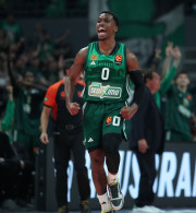 Στα playoffs ο Παναθηναϊκός, «πάτησε» τη Μονακό με... γίγαντα Σορτς!