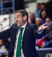 Τέλος εποχής για τον Ναβάρο στη Μάλαγα - Ο Ερυθρός Αστέρας τον θέλει στο Βελιγράδι
