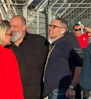 Ο Κώστας Καραπαπάς βρίσκεται ξανά στο ΟΑΚΑ - Θα δει από κοντά τον τελικό της EuroLegue (video)