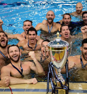 Η απονομή του Πρωταθλήματος Ελλάδας στον Ολυμπιακό (video)