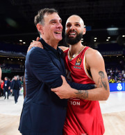 Το ποσοστό επιτυχίας του Ολυμπιακού με Μπαρτζώκα στα playoffs και οι «κολασμένες» σειρές