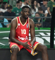 Ο Φαλ δηλώθηκε από τον Ολυμπιακό στην EuroLeague