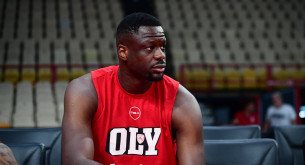 Φαλ: «Θέλω να παίξω, αλλά είναι δύσκολο να επανενταχθώ στο ρόστερ σε αυτό το σημείο της σεζόν»