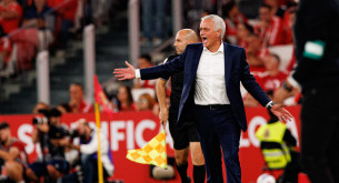 Μουρίνιο: «Το μέλλον μου στην Μπενφίκα εξαρτάται από τον σύλλογο»