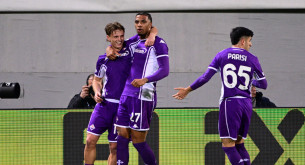 Διπλό «ανάσα» της Φιορεντίνα κόντρα στην Κόμο