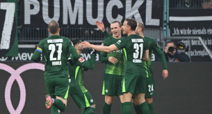 Διπλό παραμονής για τη Βόλφσμπουργκ - Η ασίστ του Γιαννούλη άνοιξε τον δρόμο για την Άουγκσμπουργκ