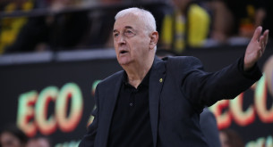 Σάκοτα: «Είμαστε υποχρεωμένοι να παλέψουμε με τον Άρη, θα δώσουμε χρόνο σε παίκτες που δεν παίζουν πολύ»