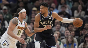 Υπερπροσπάθεια, αλλά ήττα για τους Μπακς απέναντι στους Ναγκετς