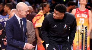 Ο κομισάριος του NBA μίλησε για την επένδυση του Αντετοκούνμπο στην Kalshi: «Δεν παραβιάζει κανόνες»