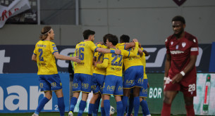 Πετούσε «φωτιές» ο Παναιτωλικός και προσγείωσε ανώμαλα την ΑΕΛ Novibet