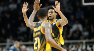 Αναχωρεί για Κρήτη η ΑΕΚ με το βλέμμα στη «μάχη» με τον Ολυμπιακό