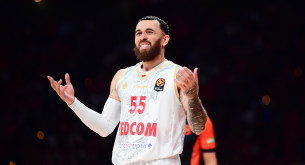 Εκτός δράσης έως και 3 εβδομάδες ο Μάικ Τζέιμς, χάνει πιθανότατα το ματς με τον Παναθηναϊκό