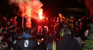 Χαμός στην υποδοχή της ΑΕΚ στο Βόλο! (video, photos)