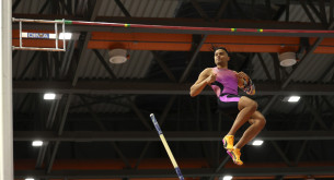 Stoiximan Πανελλήνιο Πρωτάθλημα κλειστού: Δοκίμασε δύο φορές για παγκόσμιο ρεκόρ ο Καραλής