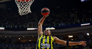 «Βαριά» ήττα για την Εφές από τη Φενέρμπαχτσε και τώρα... Παναθηναϊκός