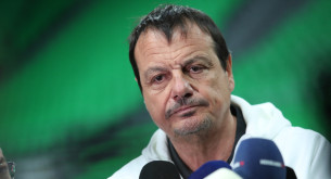 Αταμάν: «Κάθε παιχνίδι πλέον είναι τελικός για εμάς - Στο Βελιγράδι μας φώναζαν "Ολυμπιακός"»