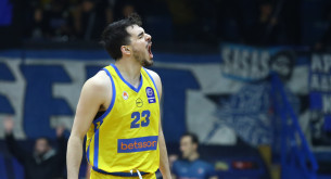 Παπαδάκης: «Εμείς σε κάθε παιχνίδι πάμε για τη νίκη, αυτό θα προσπαθήσουμε και απέναντι στην ΑΕΚ»