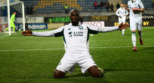 Ο Τεττέη ψάχνει και θέλει πολύ αυτό το πρώτο γκολ με τον Παναθηναϊκό σε ντέρμπι «αιωνίων»