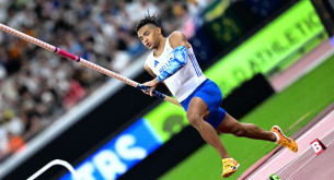 Υπάρχει μυστικό για την εκτόξευση του Καραλή και το μάθαμε - Έτσι «χτυπάει» τον Ντουπλάντις