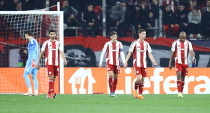 Ο Ολυμπιακός έμεινε «άσφαιρος» σε τρία σερί εντός έδρας ματς πρωταθλήματος μετά από 56 χρόνια!