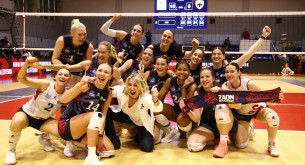 Ο ΖΑΟΝ πριν έναν χρόνο βρισκόταν στην Pre League και τώρα διεκδικεί τον τίτλο της Volley League Γυναικών