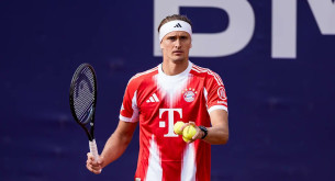 Ο Ζβέρεφ φόρεσε τη φανέλα του Ολίσε και προκρίθηκε στα προημιτελικά του Μονάχου (photo)