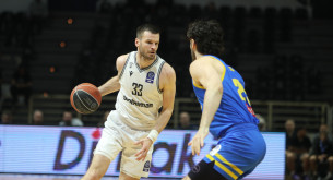 Πού θα δείτε Περιστέρι - ΠΑΟΚ για το Game 2 των playoffs της Stoiximan GBL