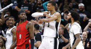 Σπερς – Τίμπεργουλβς: Πρώτος ημιτελικός με “MVP” Γουεμπανιάμα