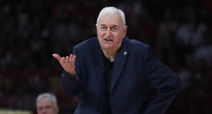 Ο Σάκοτα «χτίζει» την επόμενη μέρα της ΑΕΚ