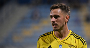Τέλος τα σενάρια για Μαντσίνι και Άρη - Ανανέωσε με ΑΠΟΕΛ