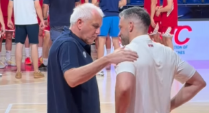 Αποθέωση για Ομπράντοβιτς στο Βελιγράδι - Η πλάκα για τα χρώματα του Ολυμπιακού
