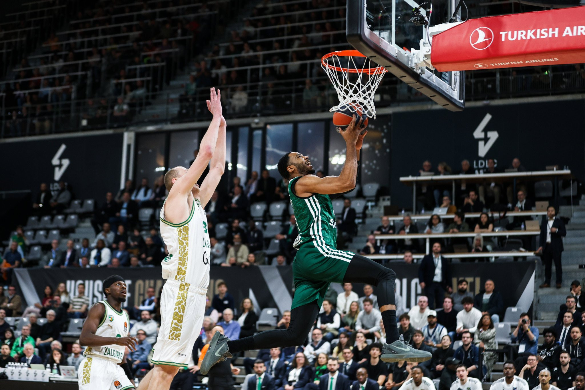 «Καθάρισε» και την Ζαλγκίρις με ηγέτη Μαλεντόν η Βιλερμπάν