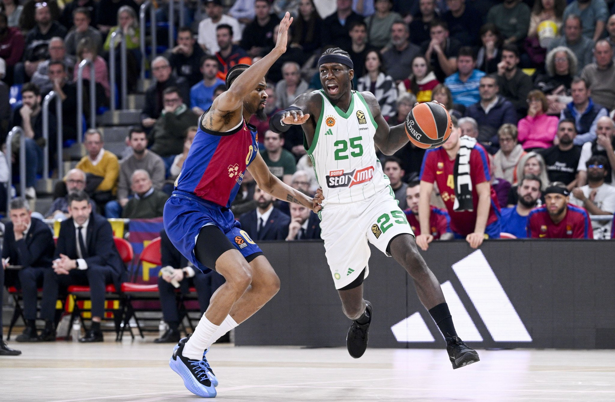 Αποθέωσε Πάντερ και Ναν για τα νέα «χρυσά» συμβόλαιά τους ο Τζέιμς (pic)