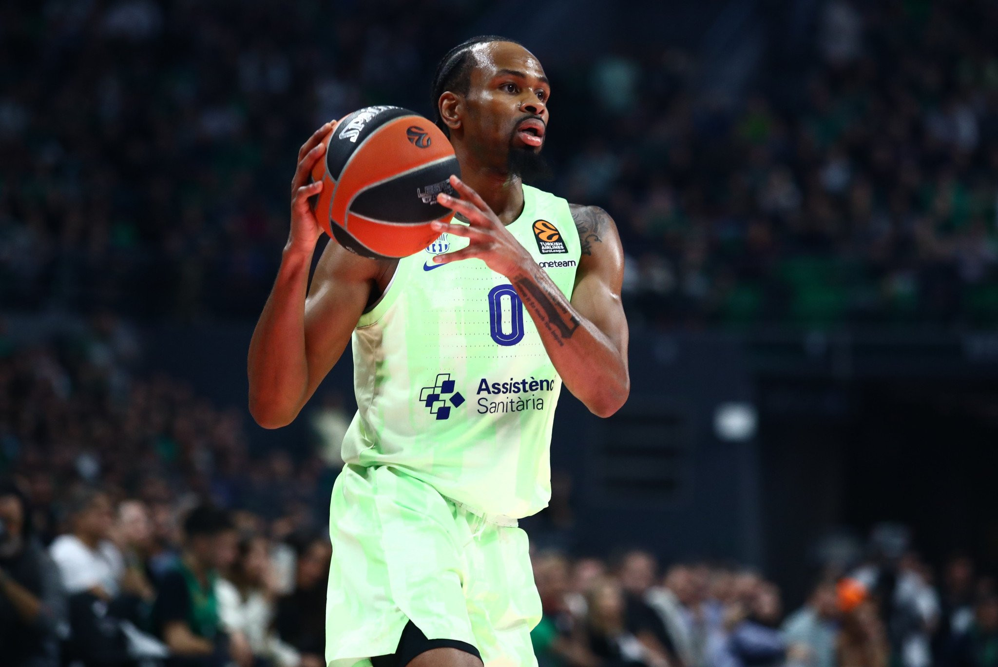 «Ένα βήμα πριν την ανανέωση ο Πάντερ με την Μπαρτσελόνα»