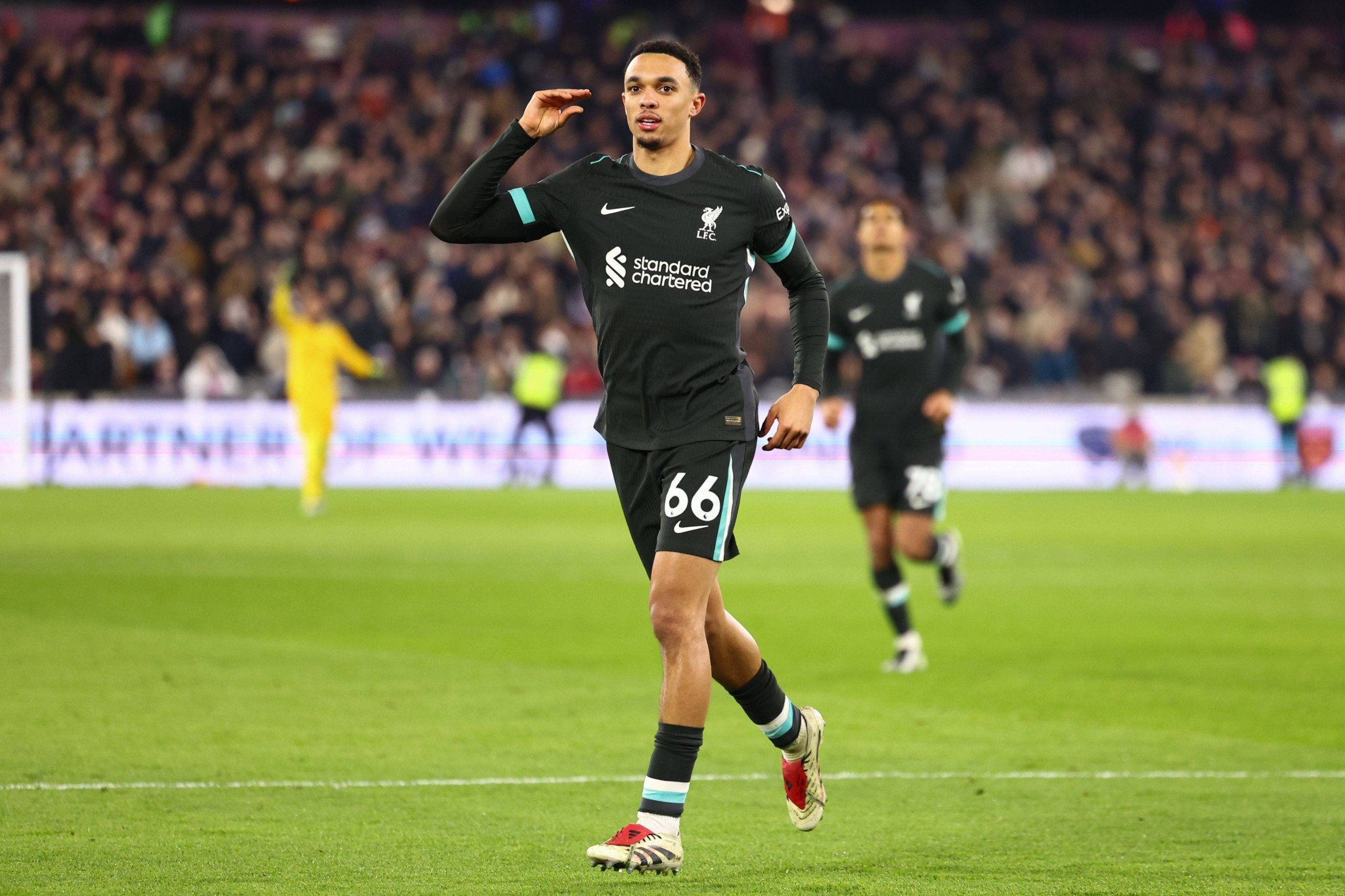 Ο ιδιαίτερος λόγος που δεν επιτρέπει στον Άρνολντ να φορέσει το «66» αν πάει στη Ρεάλ Μαδρίτης