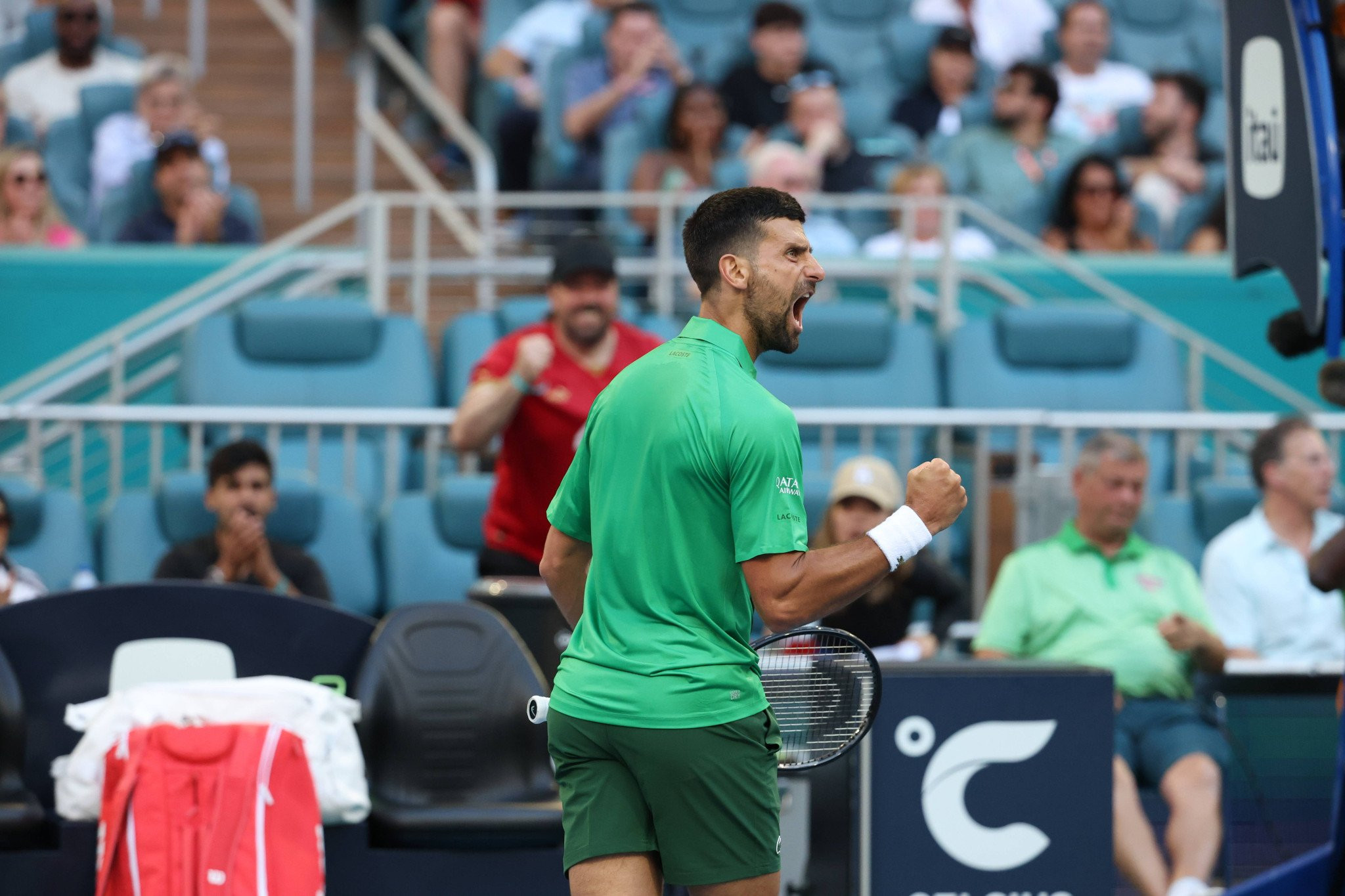 Recordman Τζόκοβιτς επιβλήθηκε 2-0 του Κόρντα και έγραψε ιστορία (vids)