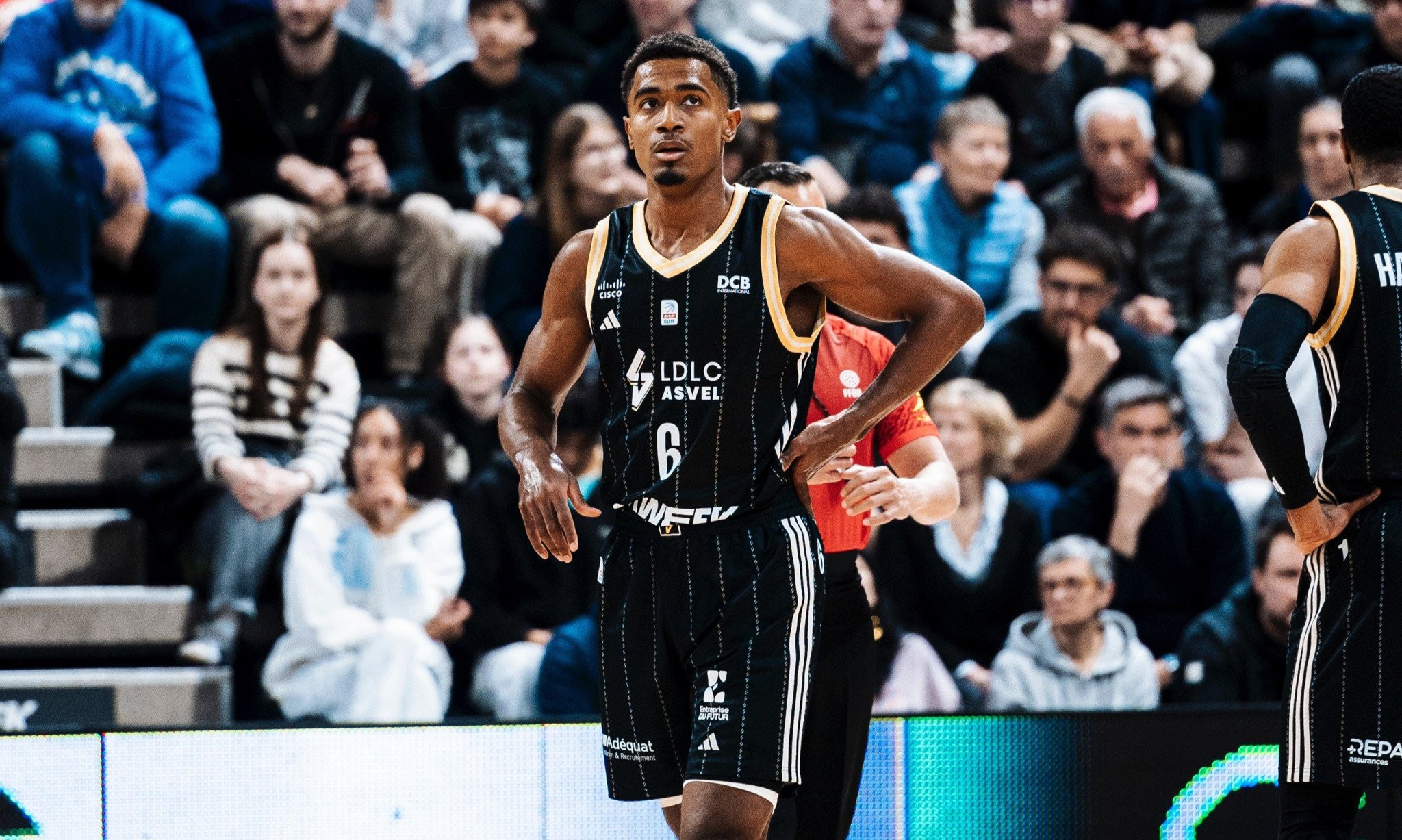 Περίπατος για την Βιλερμπάν με «βομβαρδισμό» και ρεκόρ!