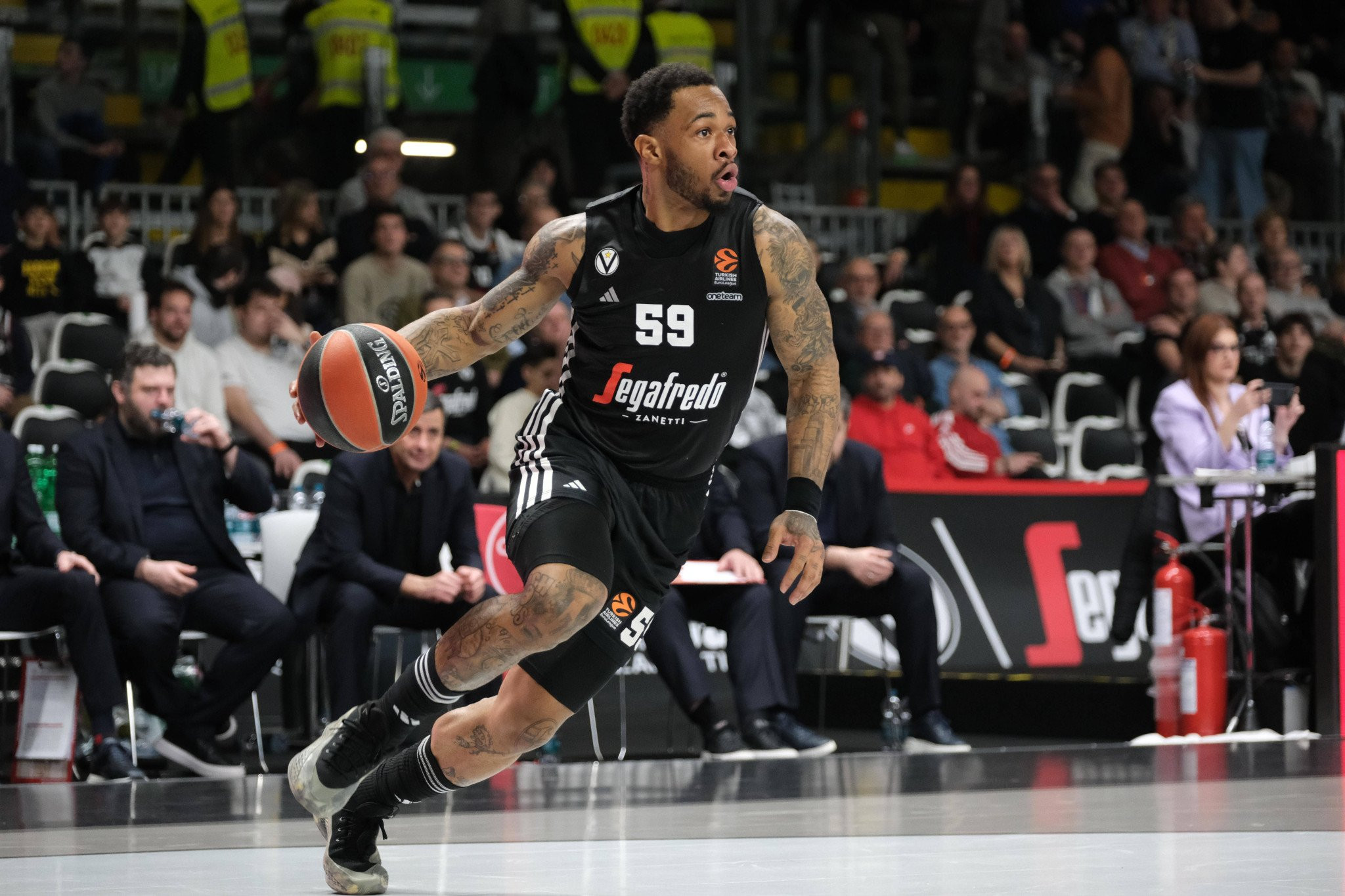 Εντείνει την προσπάθεια για Τάκερ η ΑΕΚ, κρίσιμες οι επόμενες ώρες