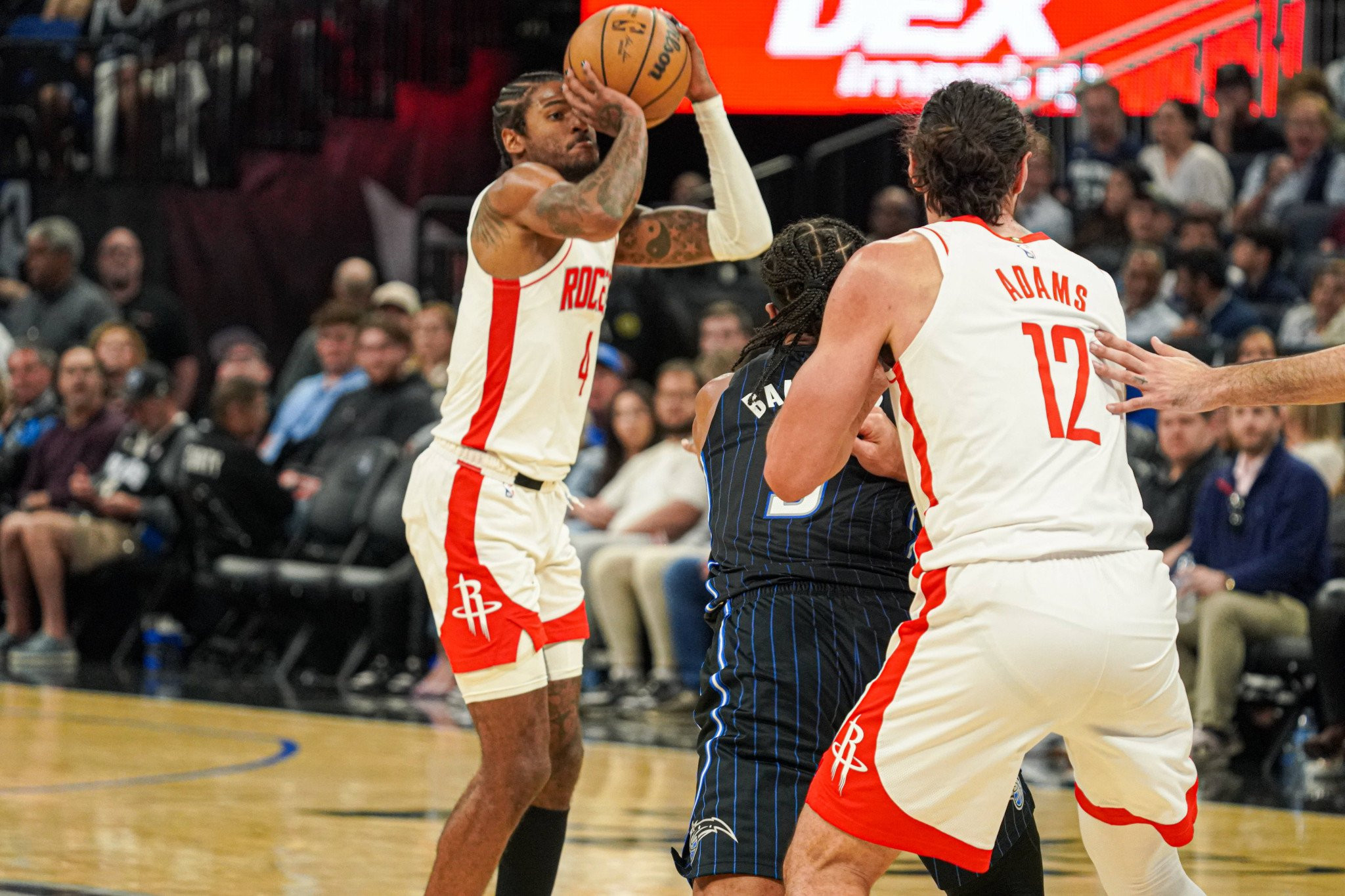 Έκλεισαν θέση για πλέι οφ οι Ρόκετς, προελαύνουν οι Θάντερ