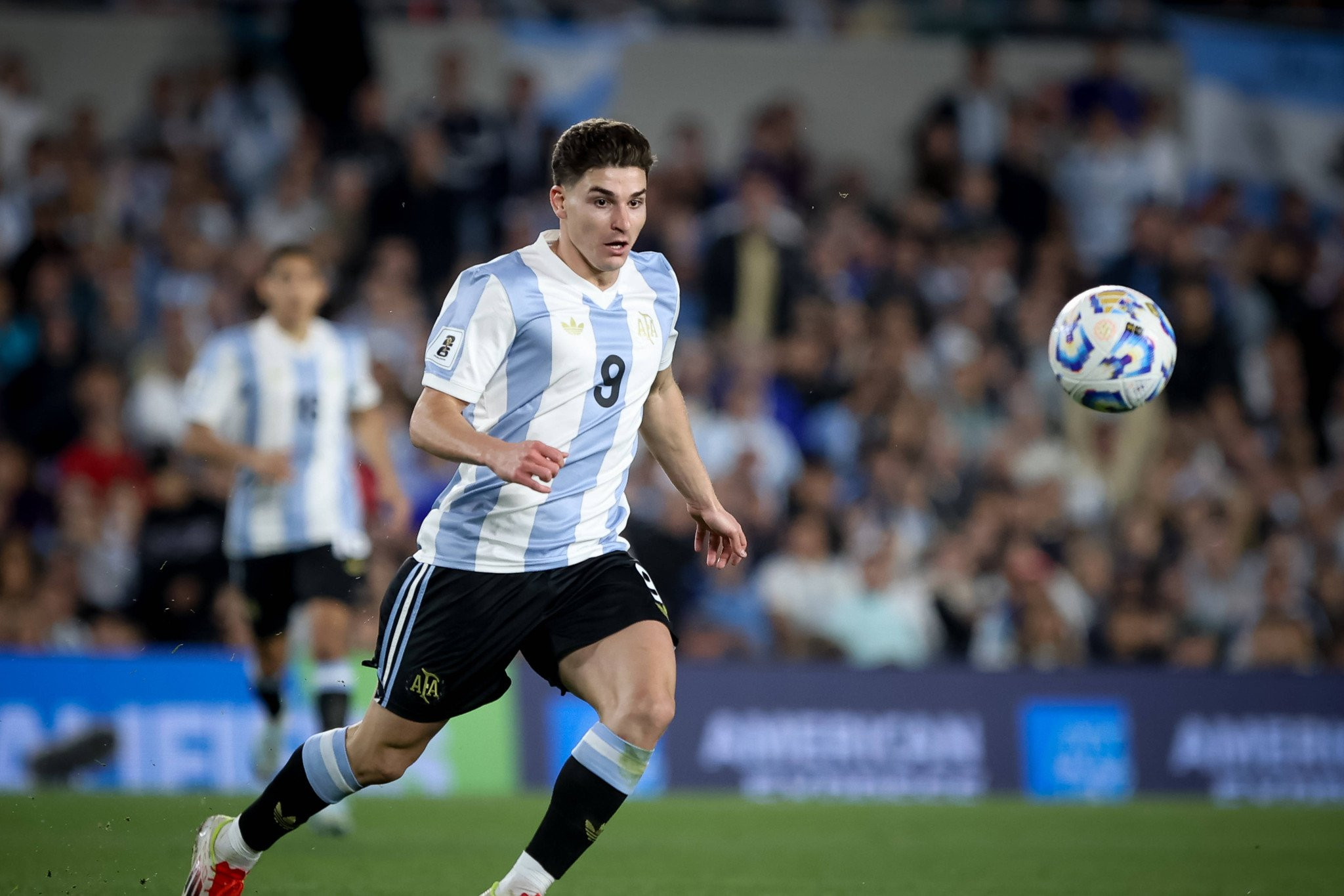 Τρομερή δήλωση Άλβαρες: «Αν είχαμε και τον Μέσι, θα πετυχαίναμε 2-3 γκολ παραπάνω»