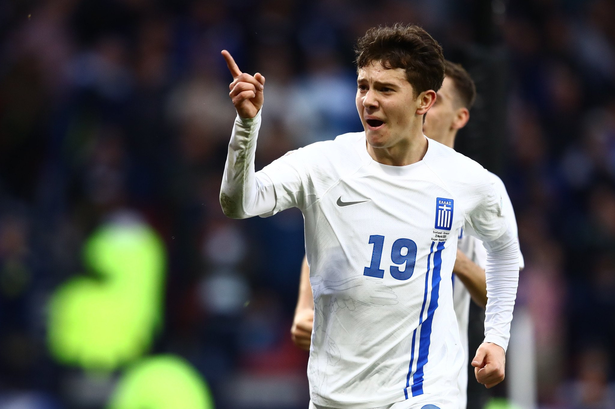 Η μισή Premier League στα… πόδια του Καρέτσα!