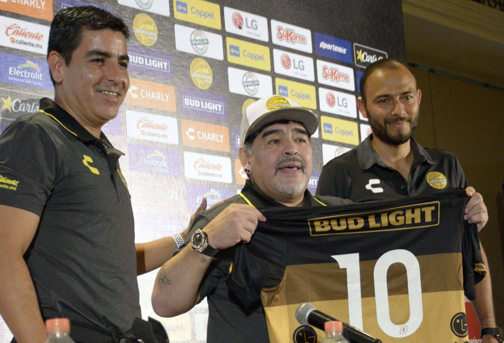 «Ο Μαραντόνα δολοφονήθηκε και του φέρθηκαν σαν ζώο»