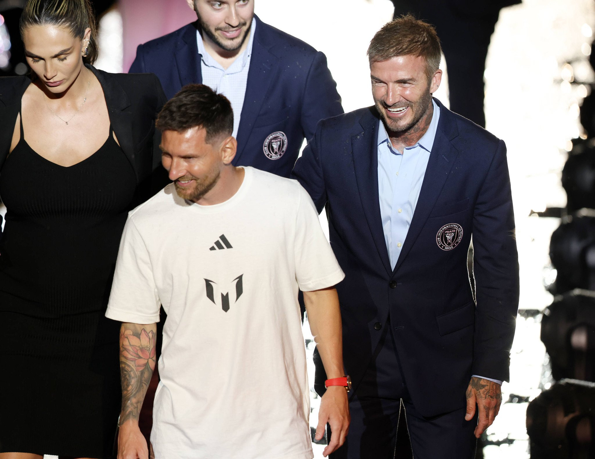 Από τον Μέσι στον Σακίλ Ο' Νιλ - Το πάρτι για τα 50ά γενέθλια του Ντέιβιντ Μπέκαμ είναι γεμάτο διασημότητες (pics)